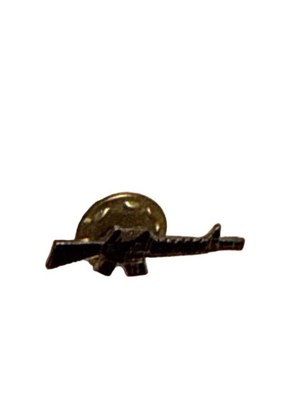 Unbranded Rifle Assault Weapon Lapel Pin Gold Tone Metal 1 Inch